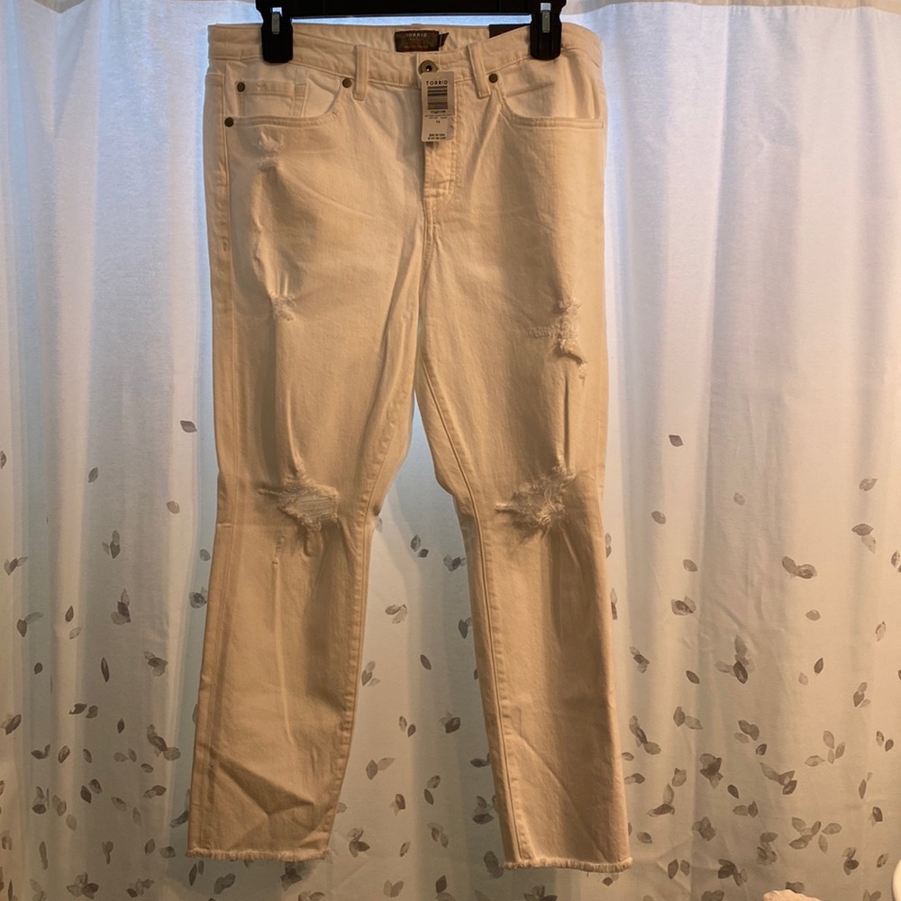 Torrid distressed white jeans